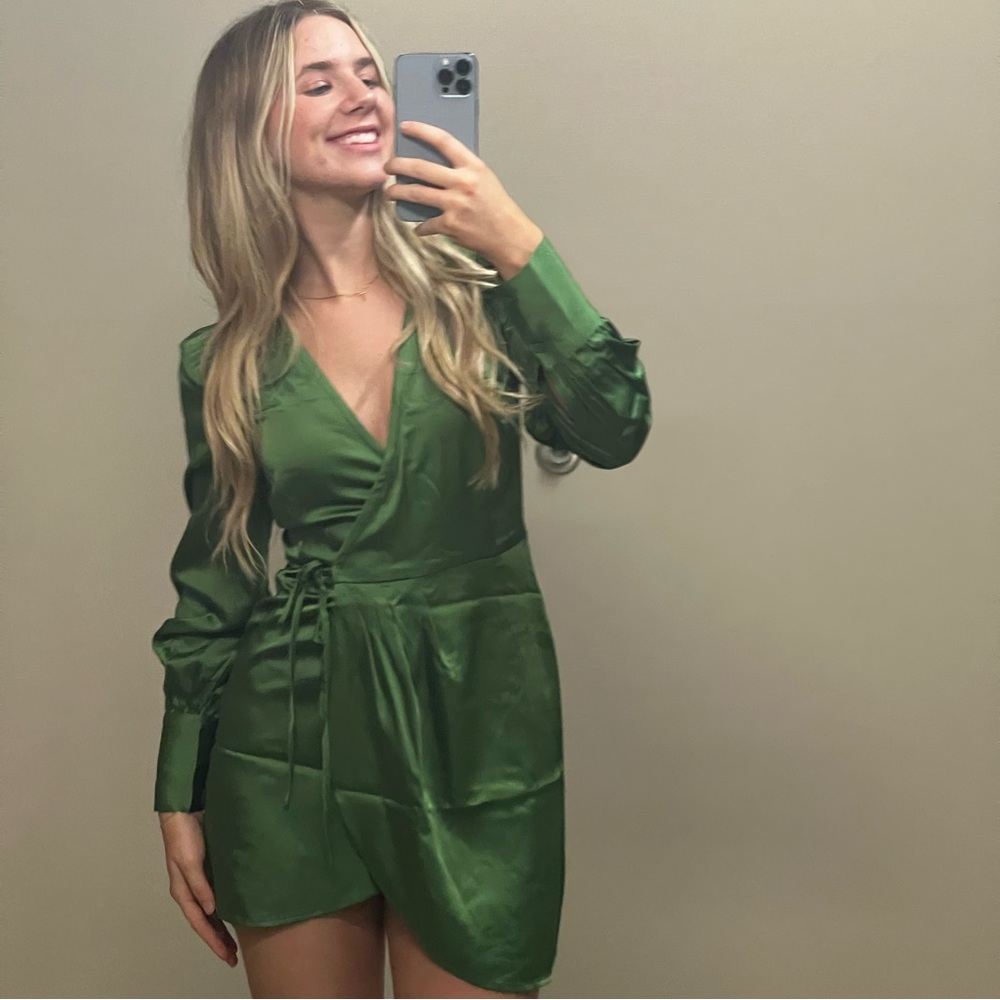 ABERCROMBIE satin wrap dress